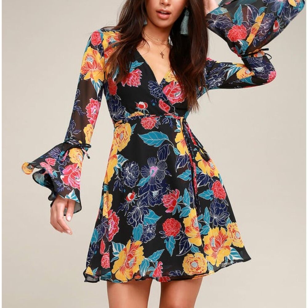 Lulu's Black Floral Print Wrap Dress